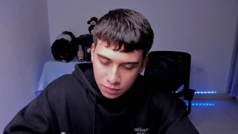 Lian online show from December 11, 10:03 am