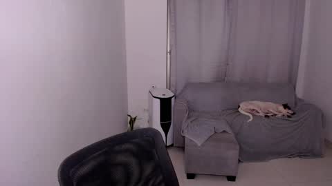 Lian online show from February 26, 9:10 am