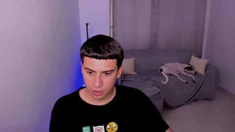 Lian online show from March 4, 8:02 am