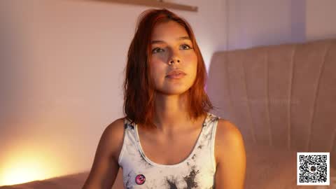 Snapshot of sweetlittlevenus chatting on April 21, 9:39 pm Venus online show from April 21, 9:39 pm