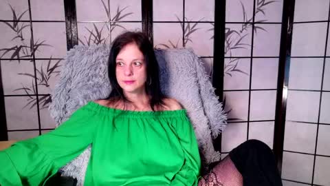 JenJenny online show from May 7, 6:52 am