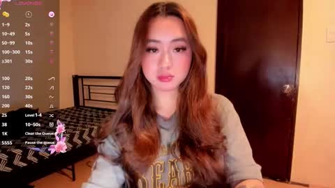 Snapshot of sweetlovepinay04 chatting on May 15, 5:09 pm Zoe online show from May 15, 5:09 pm