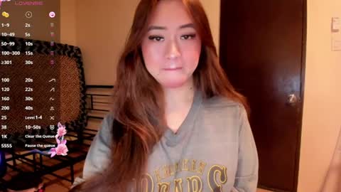 Snapshot of sweetlovepinay04 chatting on July 5, 12:50 am Zoe online show from July 5, 12:50 am