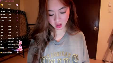 Snapshot of sweetlovepinay04 chatting on July 6, 5:26 am Zoe online show from July 6, 5:26 am