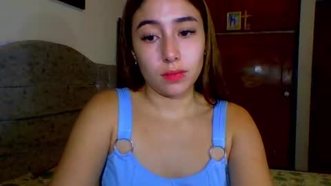 Snapshot of sweetmaddiee_ chatting on October 21, 1:28 am Maddie online show from October 21, 1:28 am