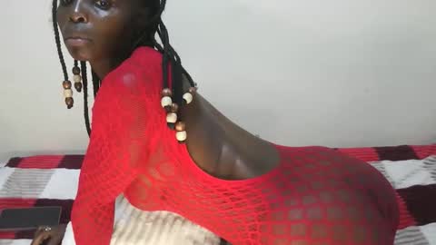 Snapshot of sweetmahriana30 chatting on May 17, 6:22 am Marie online show from May 17, 6:22 am