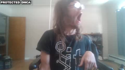 Snapshot of sweetman4u75 chatting on January 27, 6:20 pm Sweet Man online show from January 27, 6:20 pm