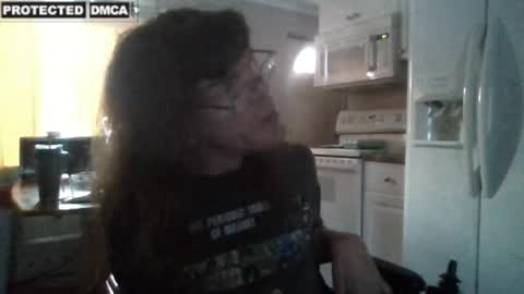 Snapshot of sweetman4u75 chatting on February 27, 11:26 pm Sweet Man online show from February 27, 11:26 pm