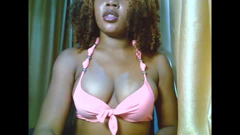 sweetmila9 online show from April 7, 9:43 am