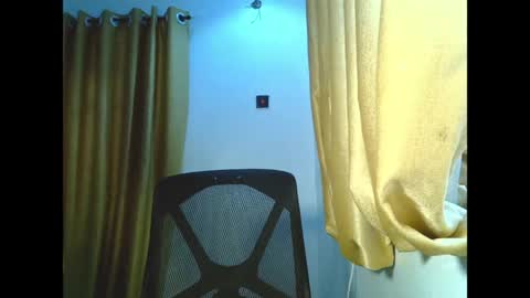 sweetmila9 online show from April 11, 7:45 am