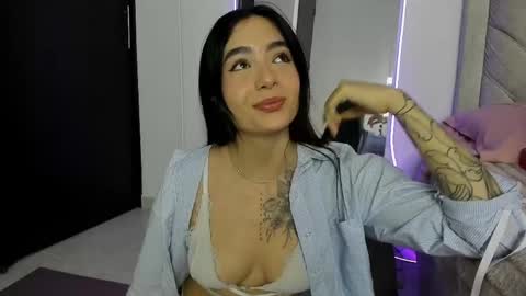 sweetmili133 online show from April 13, 12:21 pm