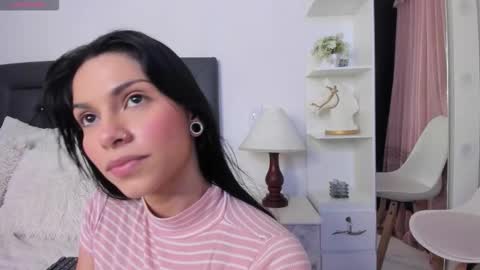 sweetnicky1 online show from March 5, 7:32 pm