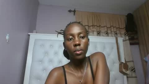 Novah girlie online show from June 16, 3:31 am