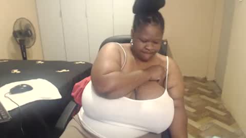 sweetnoziexxx online show from March 21, 8:19 am