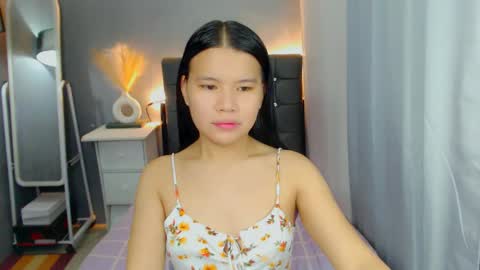 Snapshot of sweetnwildts chatting on May 4, 3:46 am Ghena online show from May 4, 3:46 am