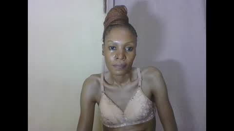 Snapshot of sweetpetite254 chatting on April 4, 7:11 pm ESTHER online show from April 4, 7:11 pm