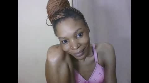 Snapshot of sweetpetite254 chatting on April 29, 1:43 am ESTHER online show from April 29, 1:43 am