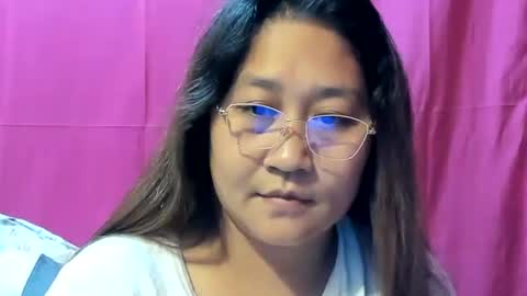 Snapshot of sweetpilipina88 chatting on December 20, 1:03 am MIA online show from December 20, 1:03 am