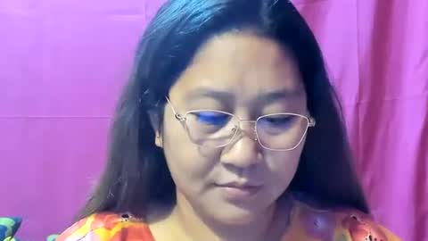 Snapshot of sweetpilipina88 chatting on December 26, 12:46 am MIA online show from December 26, 12:46 am