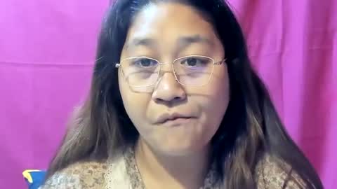 Snapshot of sweetpilipina88 chatting on January 9, 1:29 am MIA online show from January 9, 1:29 am