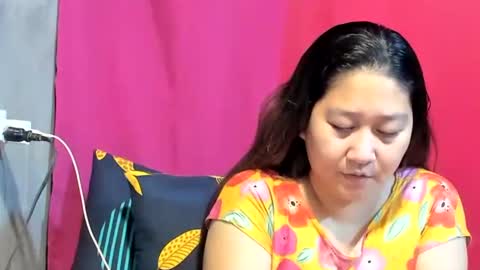 Snapshot of sweetpilipina88 chatting on January 23, 2:02 am MIA online show from January 23, 2:02 am