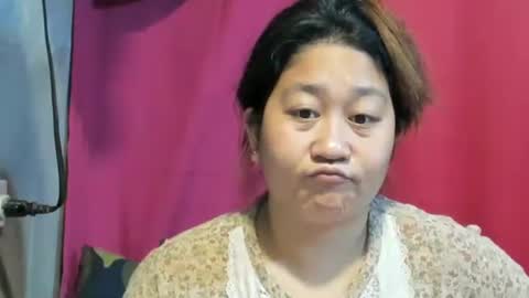 Snapshot of sweetpilipina88 chatting on February 3, 8:46 am MIA online show from February 3, 8:46 am