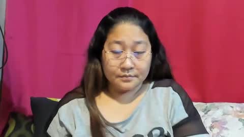 Snapshot of sweetpilipina88 chatting on February 12, 12:16 am MIA online show from February 12, 12:16 am