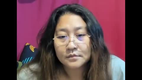 Snapshot of sweetpilipina88 chatting on February 18, 7:32 am MIA online show from February 18, 7:32 am