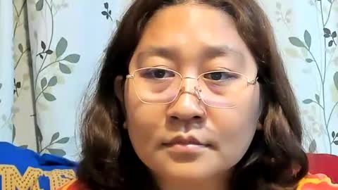 Snapshot of sweetpilipina88 chatting on September 26, 6:50 am MIA online show from September 26, 6:50 am