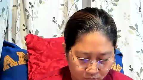 Snapshot of sweetpilipina88 chatting on November 24, 10:53 pm MIA online show from November 24, 10:53 pm