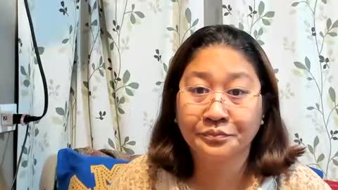 Snapshot of sweetpilipina88 chatting on December 3, 1:02 am MIA online show from December 3, 1:02 am