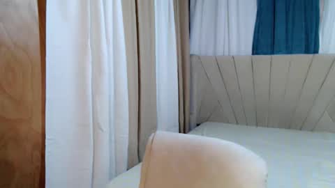 Princess Ella online show from November 25, 2:11 am