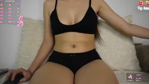Snapshot of sweetpussyhot_ chatting on June 21, 3:20 am Hello Welcome Im here from WEDNESDAY to SUNDAY 430am to 830am and 3 to 7 timeMONDAY and TUESDAY i rest online show from June 21, 3:20 am