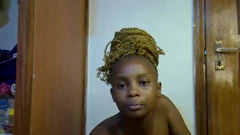 Lilly online show from April 8, 9:48 pm