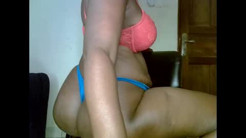 Snapshot of sweetrenne chatting on September 20, 1:39 am sweetrenne online show from September 20, 1:39 am