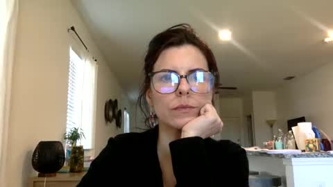 sweetriddance online show from February 5, 6:45 pm