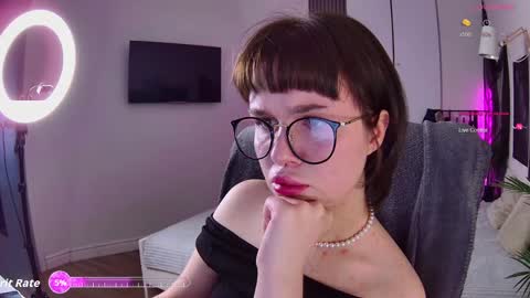 Alice online show from June 6, 8:24 pm