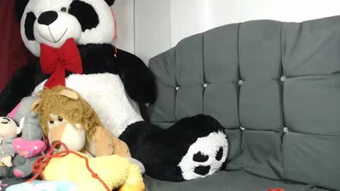 Snapshot of sweett_candy1 chatting on March 11, 5:38 am sweett_candy1 online show from March 11, 5:38 am