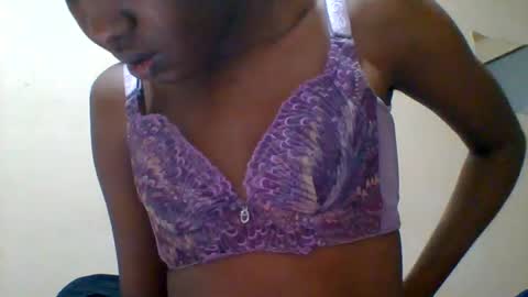 sweett_kimmie online show from July 12, 7:05 pm