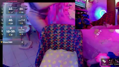 Snapshot of sweett_martina chatting on January 3, 4:33 am martina online show from January 3, 4:33 am