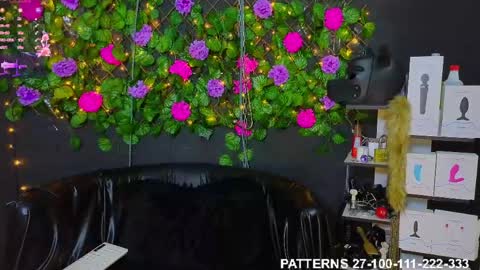 Molly -  INDEPENDENT MODEL online show from April 15, 12:06 am