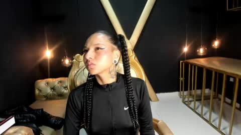 Snapshot of sweett_pleasure chatting on May 18, 2:45 pm Sweett pleasure online show from May 18, 2:45 pm