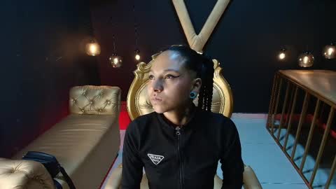 Snapshot of sweett_pleasure chatting on June 8, 1:55 pm Sweett pleasure online show from June 8, 1:55 pm
