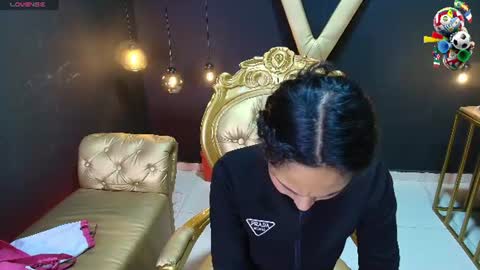Snapshot of sweett_pleasure chatting on June 12, 2:27 pm Sweett pleasure online show from June 12, 2:27 pm