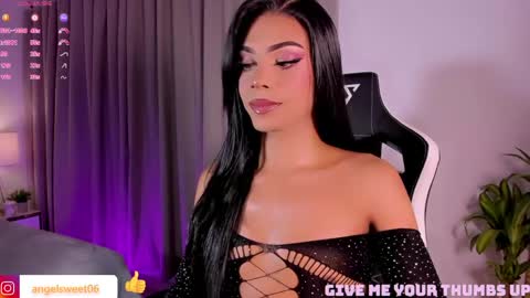 Snapshot of sweett_shinexx chatting on May 17, 6:22 am angel online show from May 17, 6:22 am