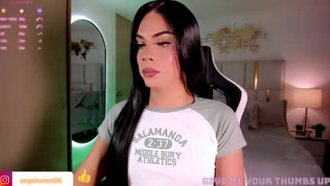 Snapshot of sweett_shinexx chatting on May 26, 2:18 am angel online show from May 26, 2:18 am