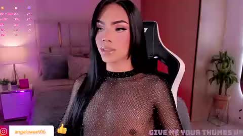 Snapshot of sweett_shinexx chatting on July 10, 4:39 am angel online show from July 10, 4:39 am