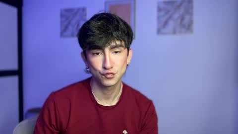 Snapshot of sweettaaron chatting on May 14, 12:28 am Andy online show from May 14, 12:28 am