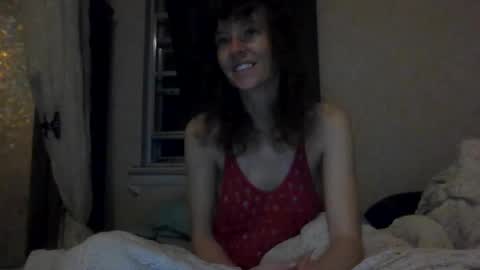 Snapshot of sweettoothtrixie chatting on March 16, 3:01 am Sweet Tooth Trixie online show from March 16, 3:01 am