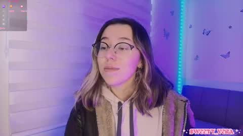 Veronica Independent Model online show from February 18, 5:20 pm